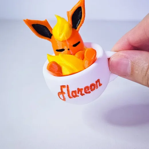 Flereon na Xicara Dormindo